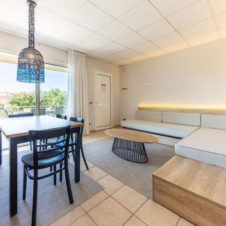 Apartaments Terraza - Salata Mar 罗萨斯 外观 照片