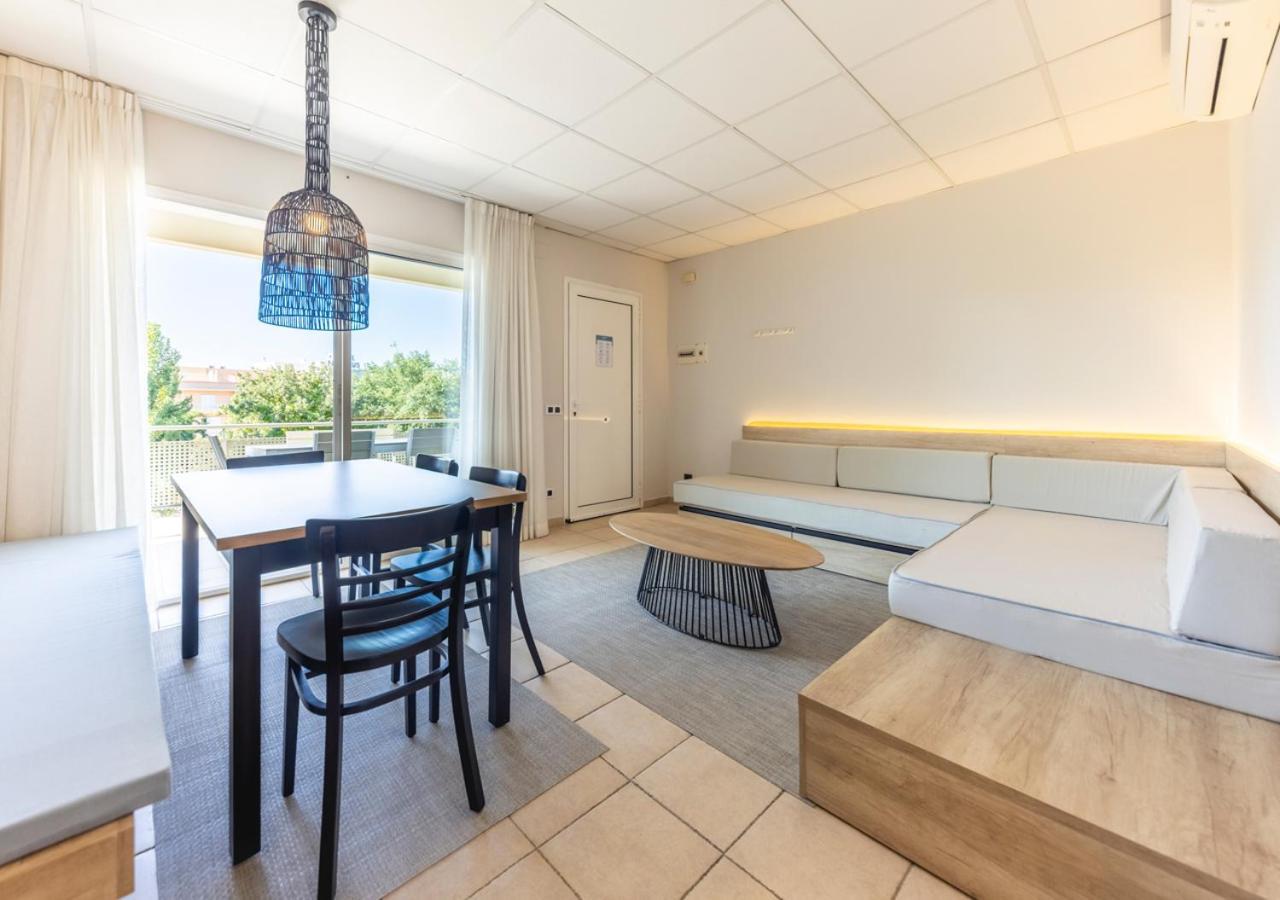 Apartaments Terraza - Salata Mar 罗萨斯 外观 照片