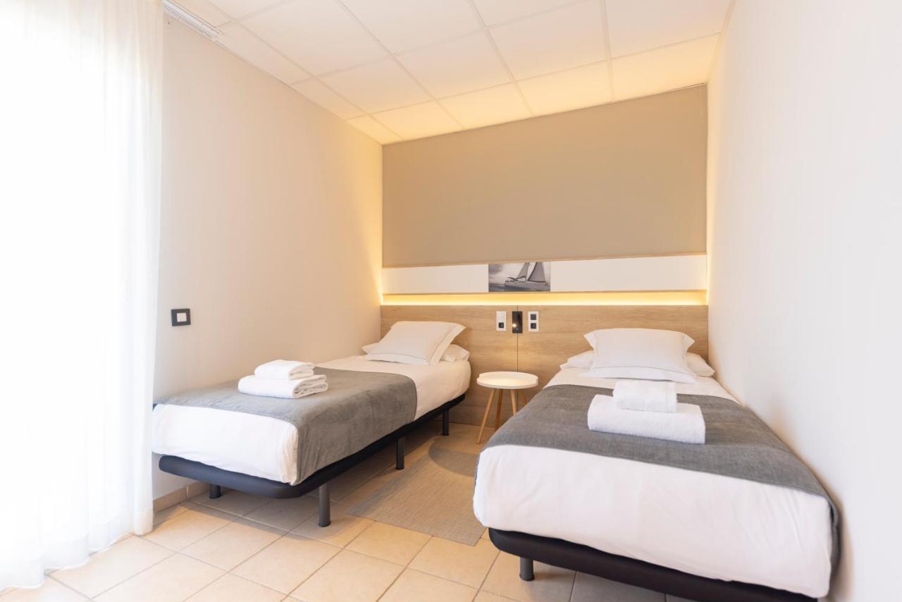 Apartaments Terraza - Salata Mar 罗萨斯 外观 照片